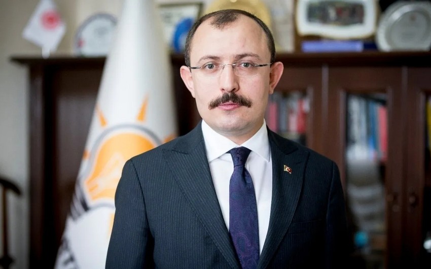 Turkey's Trade Minister arrives in Baku