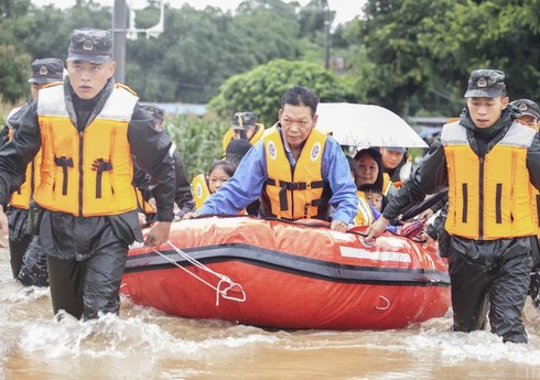 В Китае эвакуировали 2,4 тыс. человек из-за наводнений