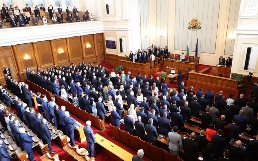 Bolqarıstan Prezidenti parlamenti buraxacaq