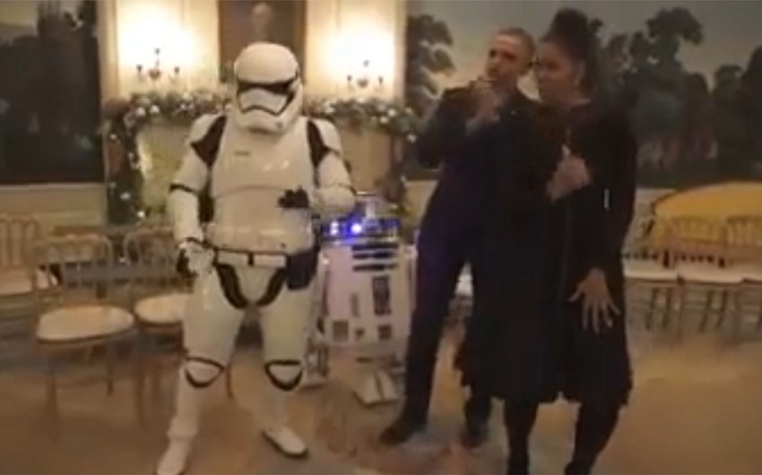 Барак Обама с супругой устроили танцы в Белом доме - ВИДЕО