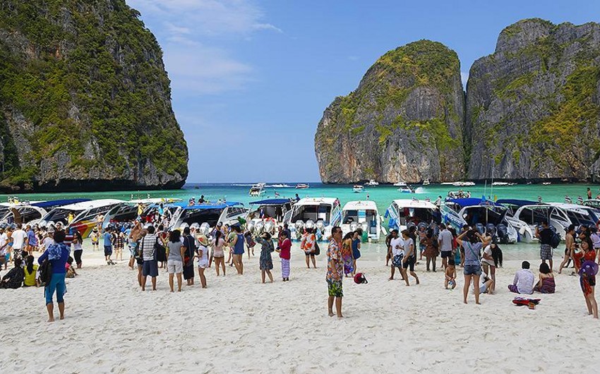 В Таиланде более чем 150 тыс. туристам грозит тюрьма