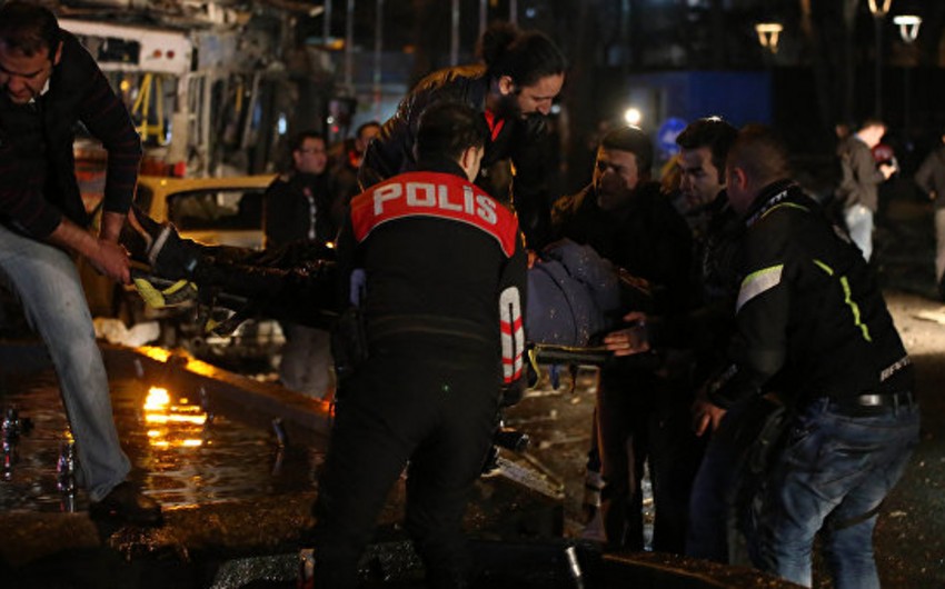 Давутоглу подтвердил задержание 11 человек по подозрению в причастности к теракту в Анкаре