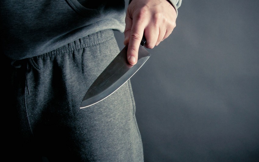 В Баку молодого человека убили ударом ножа в сердце