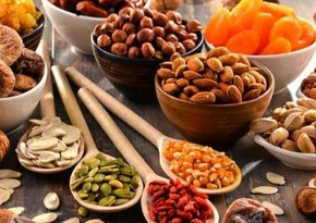 Узбекская компания планирует увеличить поставки орехов и сухофруктов в Азербайджан