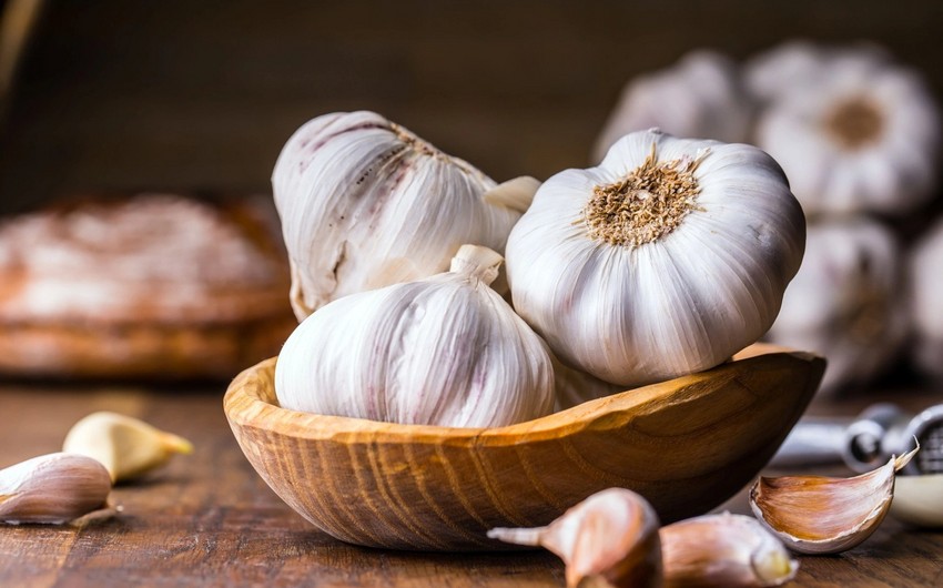 Azerbaijan starts exporting garlic to Saudi Arabia