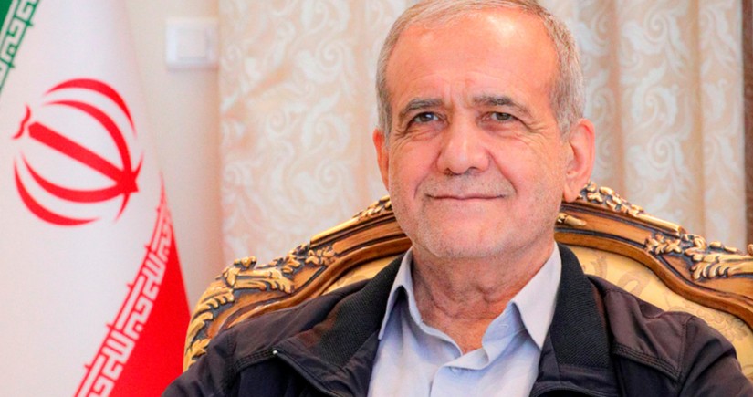 Məsud Pezeşkian Prezident İlham Əliyevə təbrik məktubu ünvanlayıb