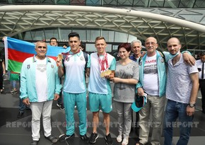 Три чемпиона паралимпиады вернулись в Баку