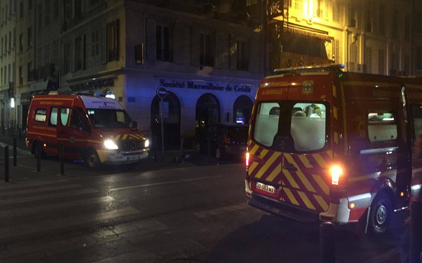 ​Не менее 200 английских болельщиков устроили беспорядки в центре Марселя