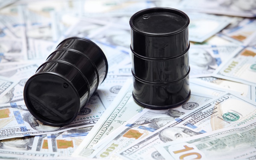 Price of Azerbaijani oil in global market down