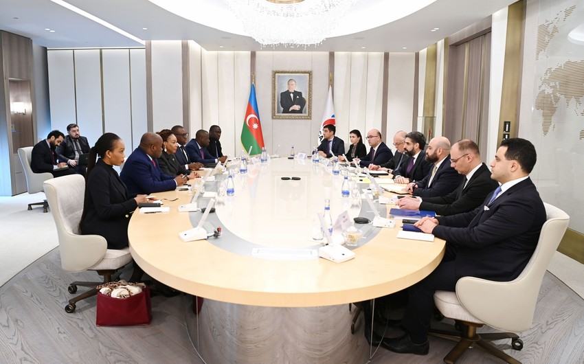 Азербайджан и Конго обсудили сотрудничество по трейдингу нефти и нефтепродуктов