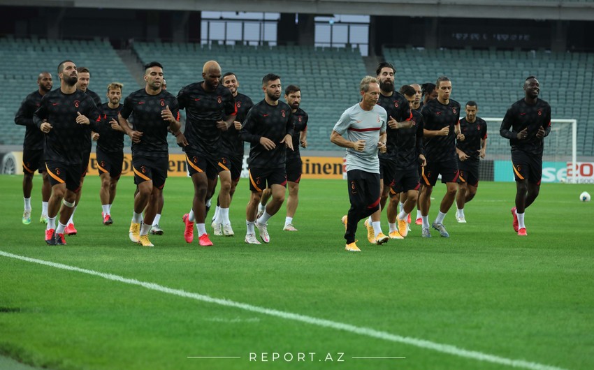 Галатасарай приступил к тренировкам на Бакинском олимпийском стадионе