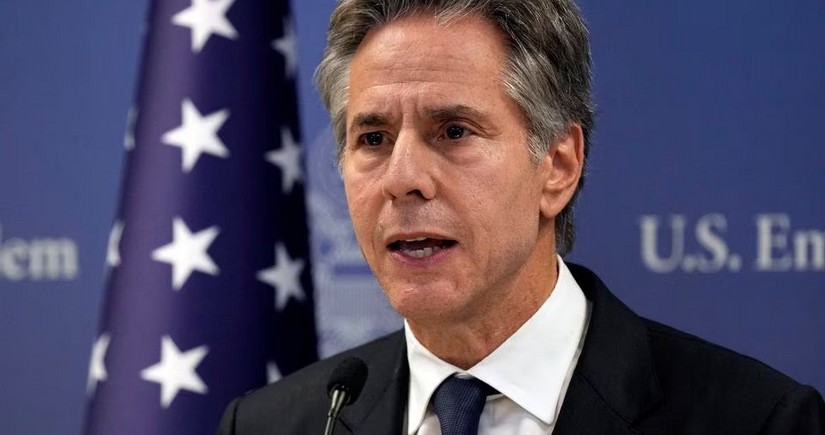 Blinken holds talks with key Israeli politicians as US pushes for pause to continue
