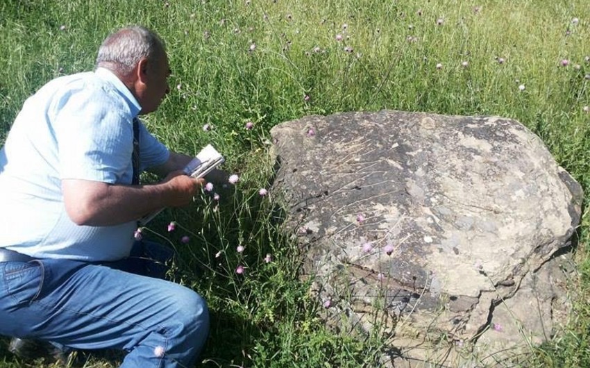 В Джалилабаде обнаружена каменная летопись - ФОТО