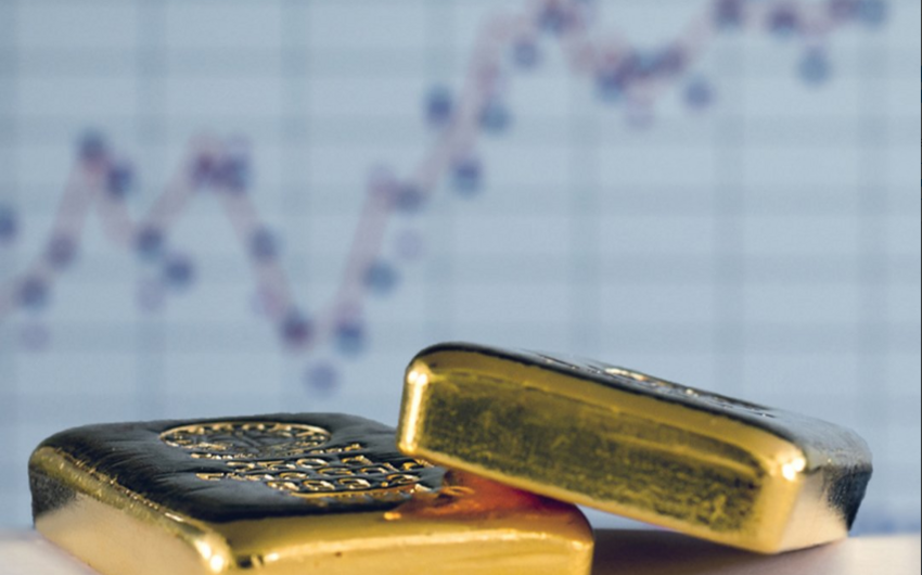 Gold prices soar to record highs amid global uncertainties