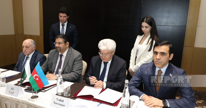 Azerbaijan signs MoU with Pakistan in audit and accounting
