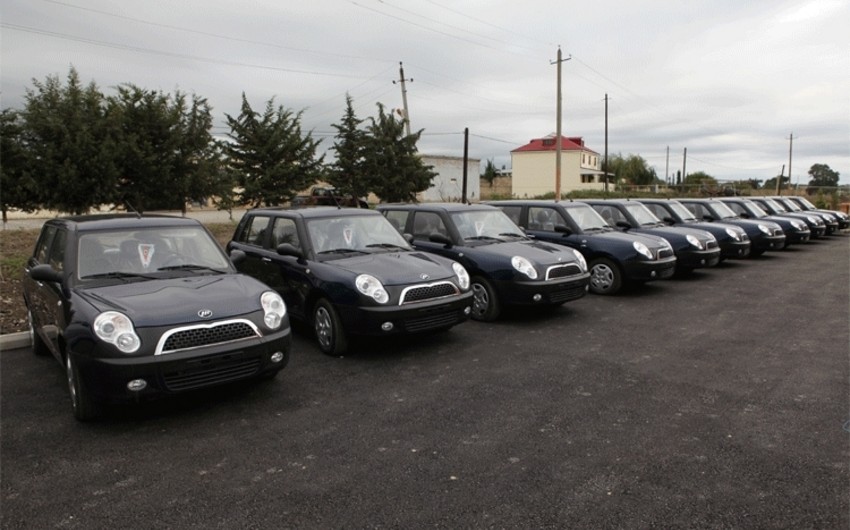 В этом году военным частям и подразделениям в Нахчыване предоставлено 10 автомобилей марки НАЗ-Лифан и 20 автомобилей марки Камаз