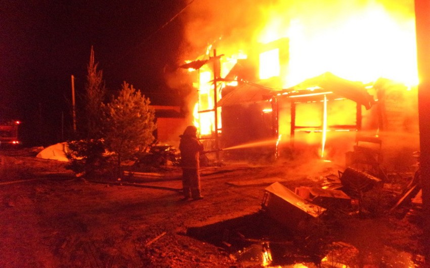 На ферме в Шемкире произошел пожар, пастух заживо сгорел
