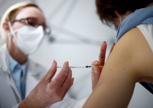  Малайзия пообещала разрешить поездки по стране получившим обе дозы вакцины