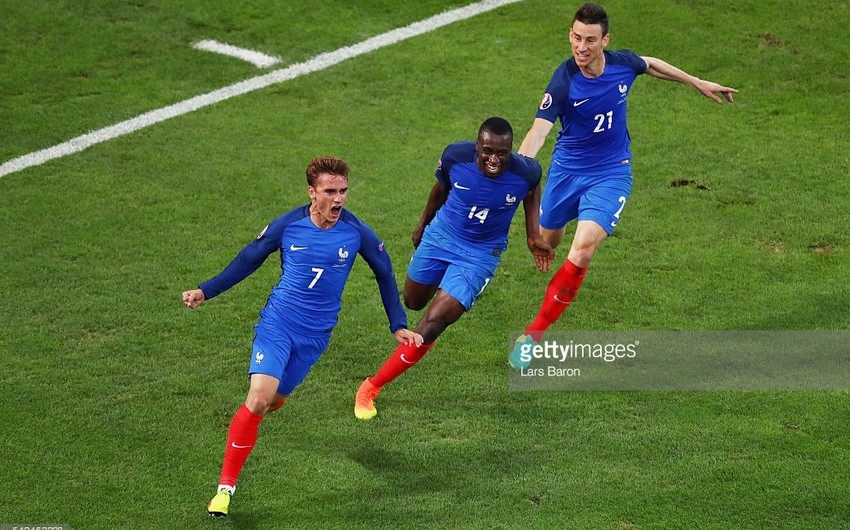 Сборная Италии по футболу встретиться с командой Франции