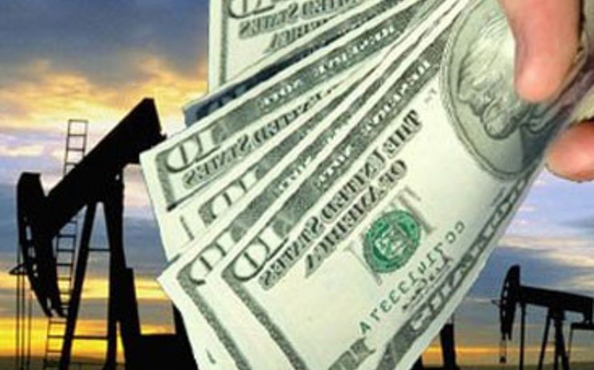Brent crude oil price falls below 77 dollars per barrel