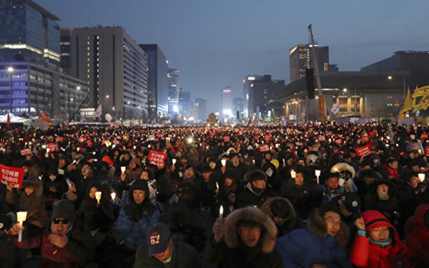 В Южной Корее около 250 тысяч человек устроили митинг против президента