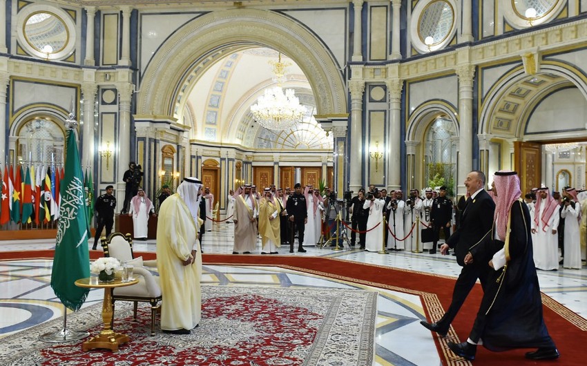 Президент Азербайджана принял участие на Арабо-исламско-американском саммите