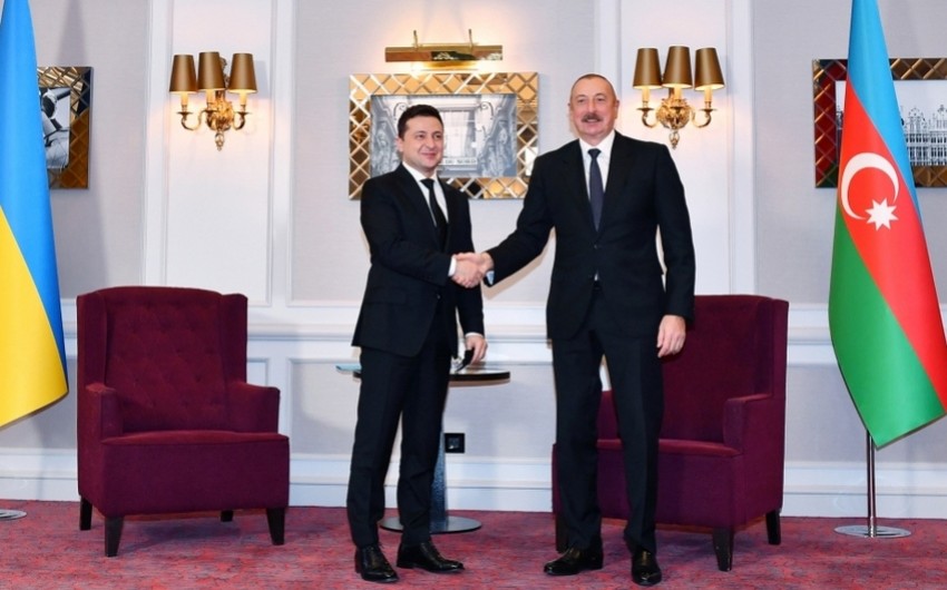 Volodymyr Zelenskyy calls President Ilham Aliyev