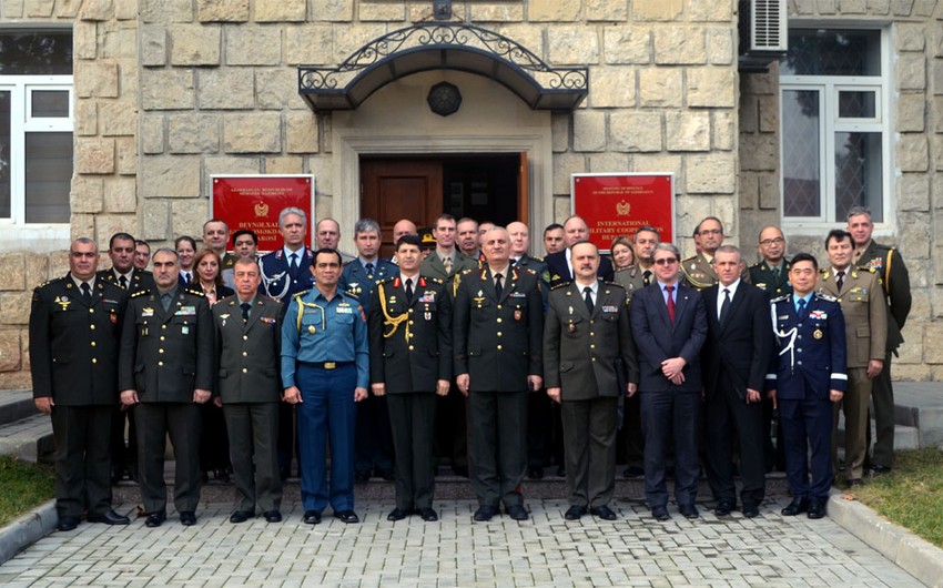 Состоялась встреча с военными атташе иностранных государств, аккредитованными в Азербайджане