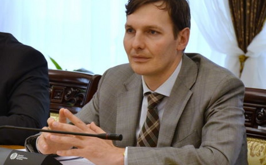 Yevgeni Yenin: Azərbaycanlılara qarşı cinayətlərin araşdırılması Ukrayna baş prokurorunun şəxsi nəzarəti altındadır