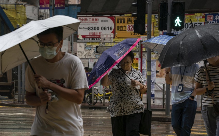 Tropical Storm Ma-on hits southern China