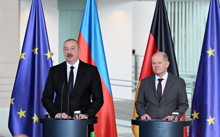 Состоялась совместная пресс-конференция президента Азербайджана Ильхама Алиева и канцлера Германии Олафа Шольца