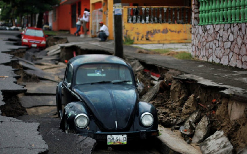Meksikada leysan yağışlar 4 nəfərin ölümünə səbəb olub