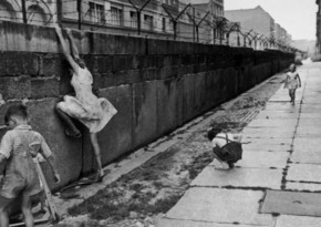 Germany to restore Berlin wall