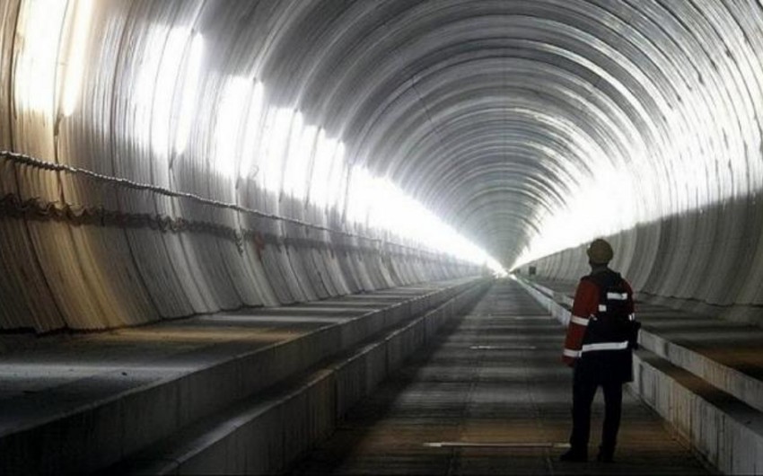 Gürcüstanda dəmiryol tuneli dağılıb, 2 nəfər yaralanıb