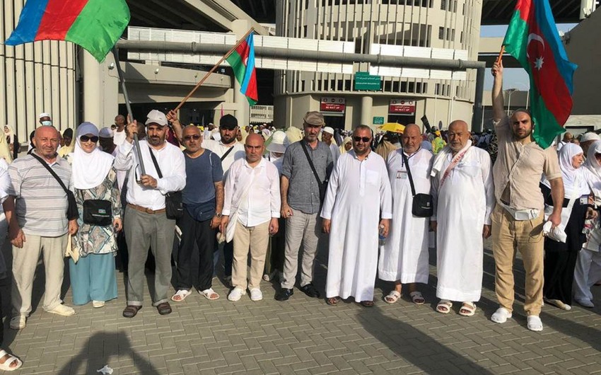 Первая группа паломников вернется в Баку 21 августа - ФОТО