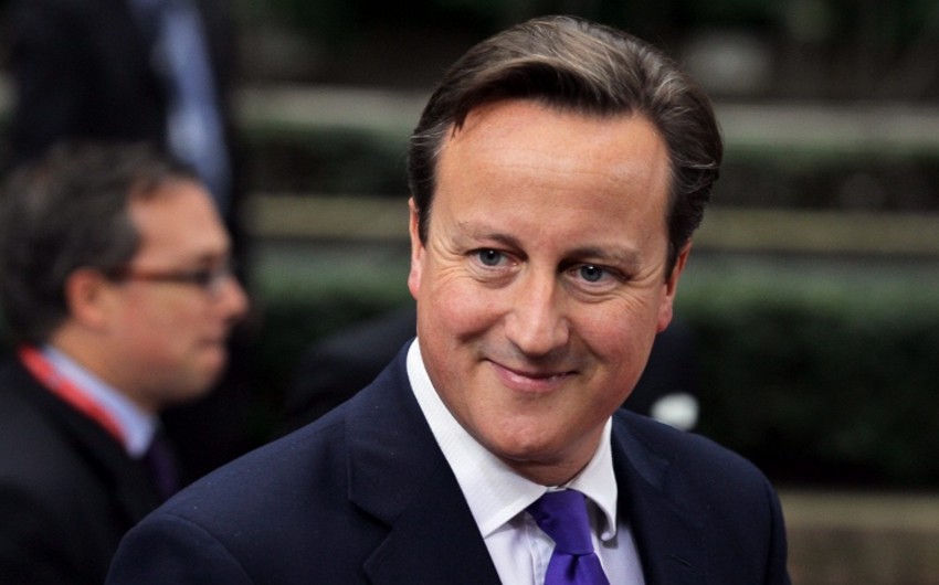СМИ: Дэвид Кэмерон отказался от идеи бомбардировок позиций ИГ в Сирии