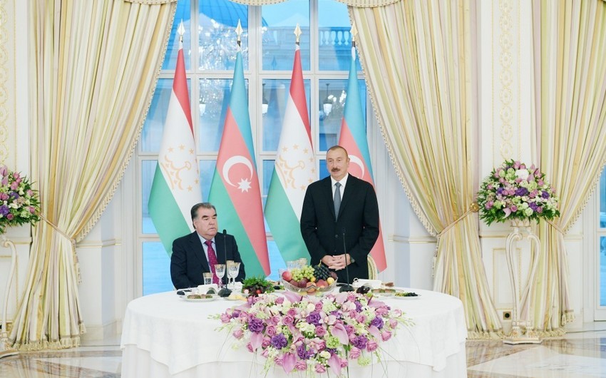 Ильхам Алиев: Мы будем прилагать все усилия для того, чтобы и Азербайджан и Таджикистан дальше развивались успешно
