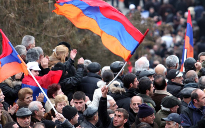 ​В Ереване собрался митинг оппозиции