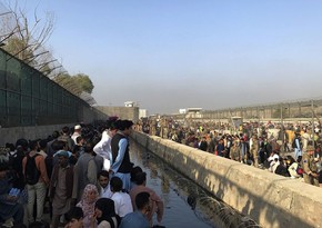 Evacuation resumes in Kabul after explosions outside airport