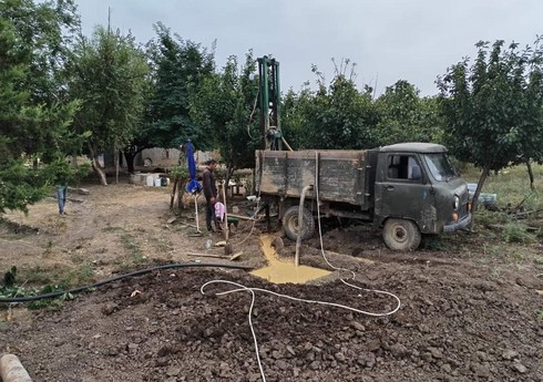 В селе Новрузаллы Джалилабадского района устраняют проблемы с водоснабжением