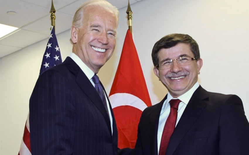 США и Турция продолжат оказывать помощь умеренной сирийской оппозиции