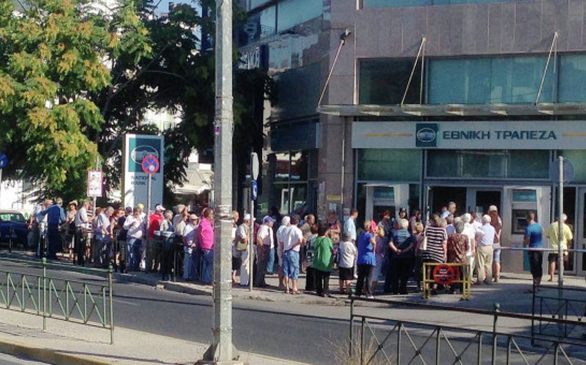 СМИ: Греческие банки откроются в понедельник
