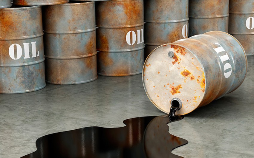 World oil prices decreased again