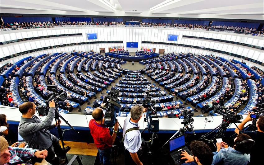 Европарламент поддержал требования к странам ЕС по заполнению газохранилищ