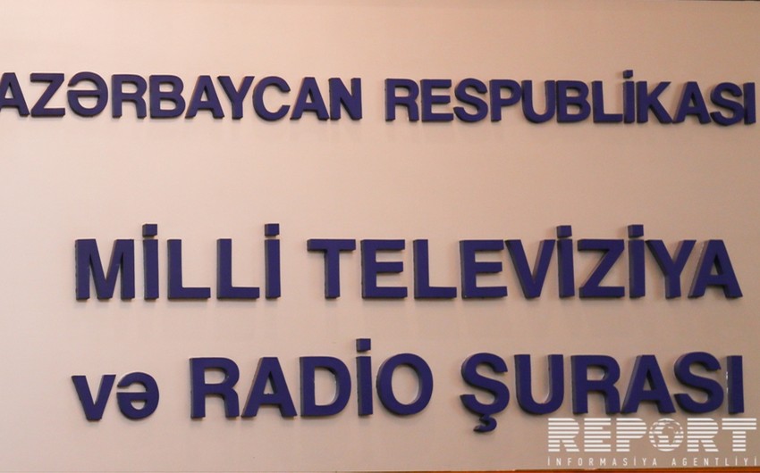 Azərbaycan telekanallarında ədəbi dilin normasından yayınma faktları açıqlanıb Azərbaycan telekanallarında ədəbi dilin normasından yayınma faktları açıqlanıb