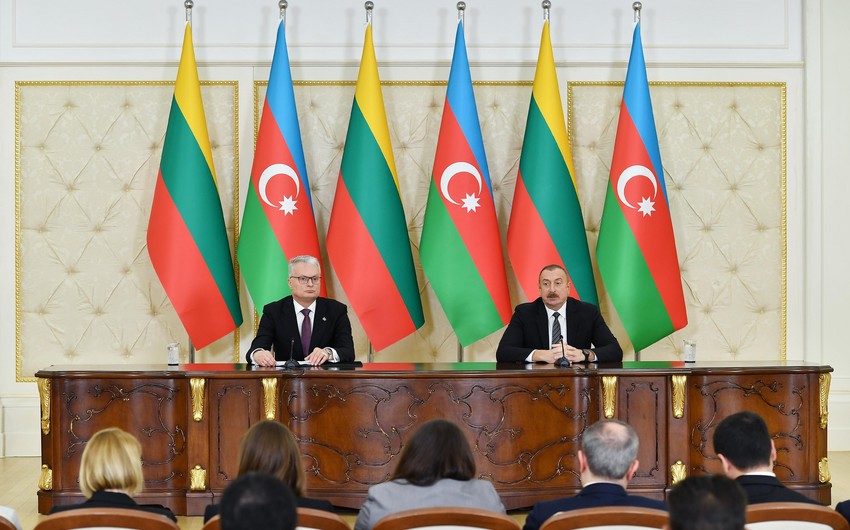 Азербайджанский лидер: Мы привержены миру и хотим достичь его как можно скорее