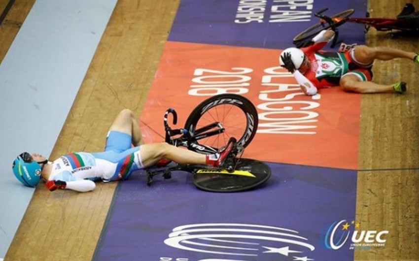 На чемпионате Европы азербайджанский велосипедист пережил неприятный инцидент