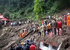 10 killed, 17 missing in southwest China flash flood, mudslide