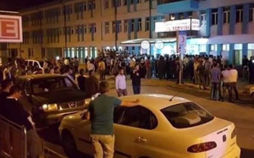 ​Türkiyədə iti kötəkləyən suriyalı qaçqınlar dava salıb, 2 nəfər ölüb, 5 nəfər yaralanıb