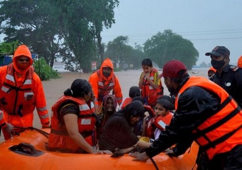 Более 2 тыс. человек погибли в Индии в результате непогоды